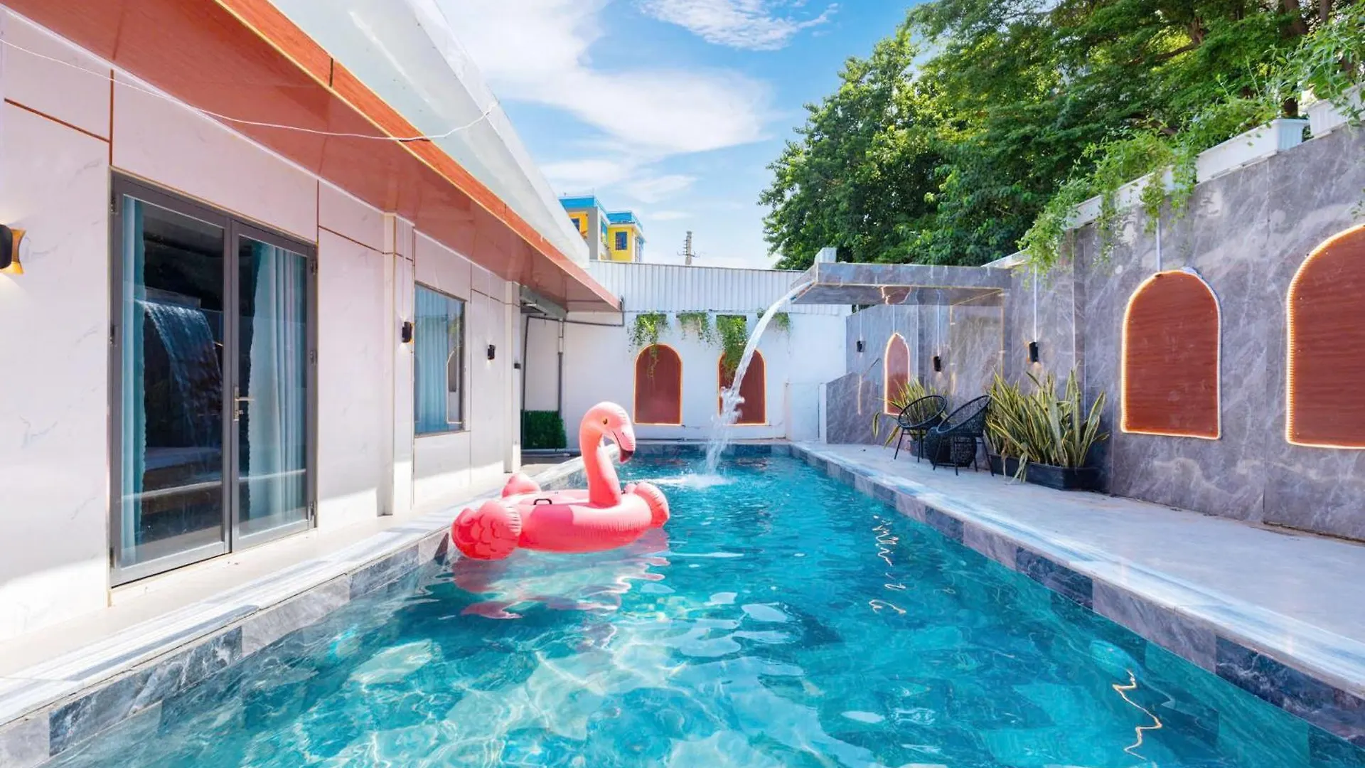 Biet Thu Duc Hoang Ho Boi Bai Sau Vtu Villa Vung Tau Vietnam