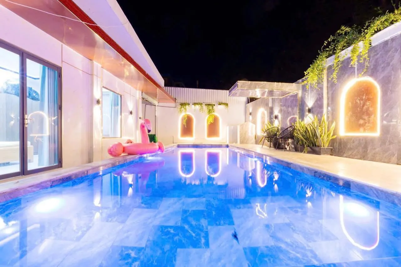 Biet Thu Duc Hoang Ho Boi Bai Sau Vtu Villa Vung Tau